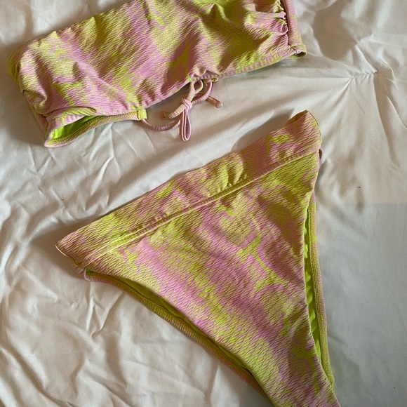 Victoria’s Secret high waisted bikini - Picture 2 of 2